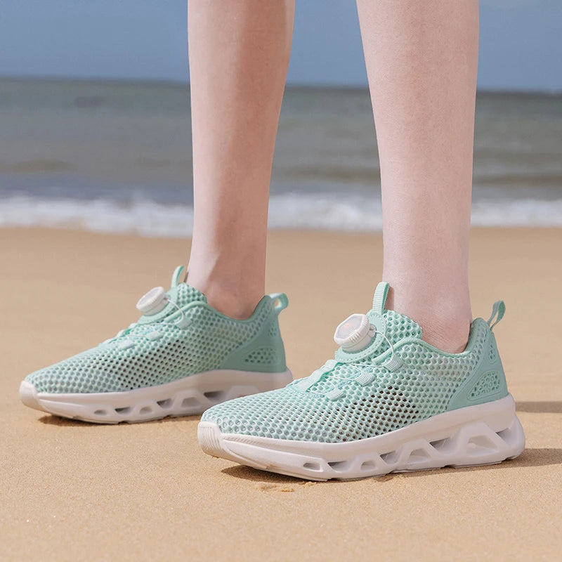 Summer Ladies Mesh Breathable Hiking Shoes Wading Upstream Shoes Women's Lightweight and Comfortable Outdoor Leisure Hiking Shoe